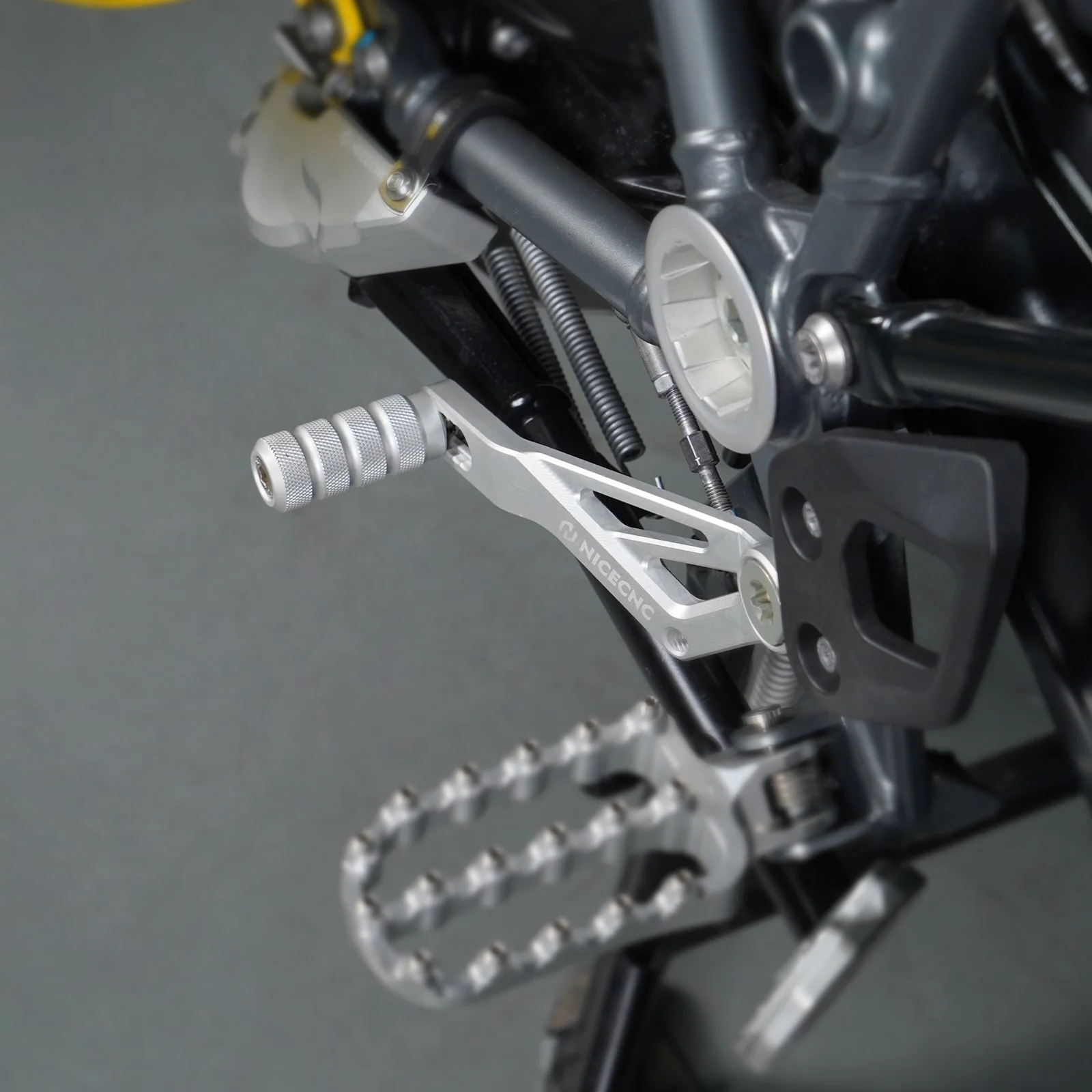 Adjustable Gear Shift Lever For BMW R1200GS Adv 2013-2018 R1250GS Adventure 2019-2024 - Image 3
