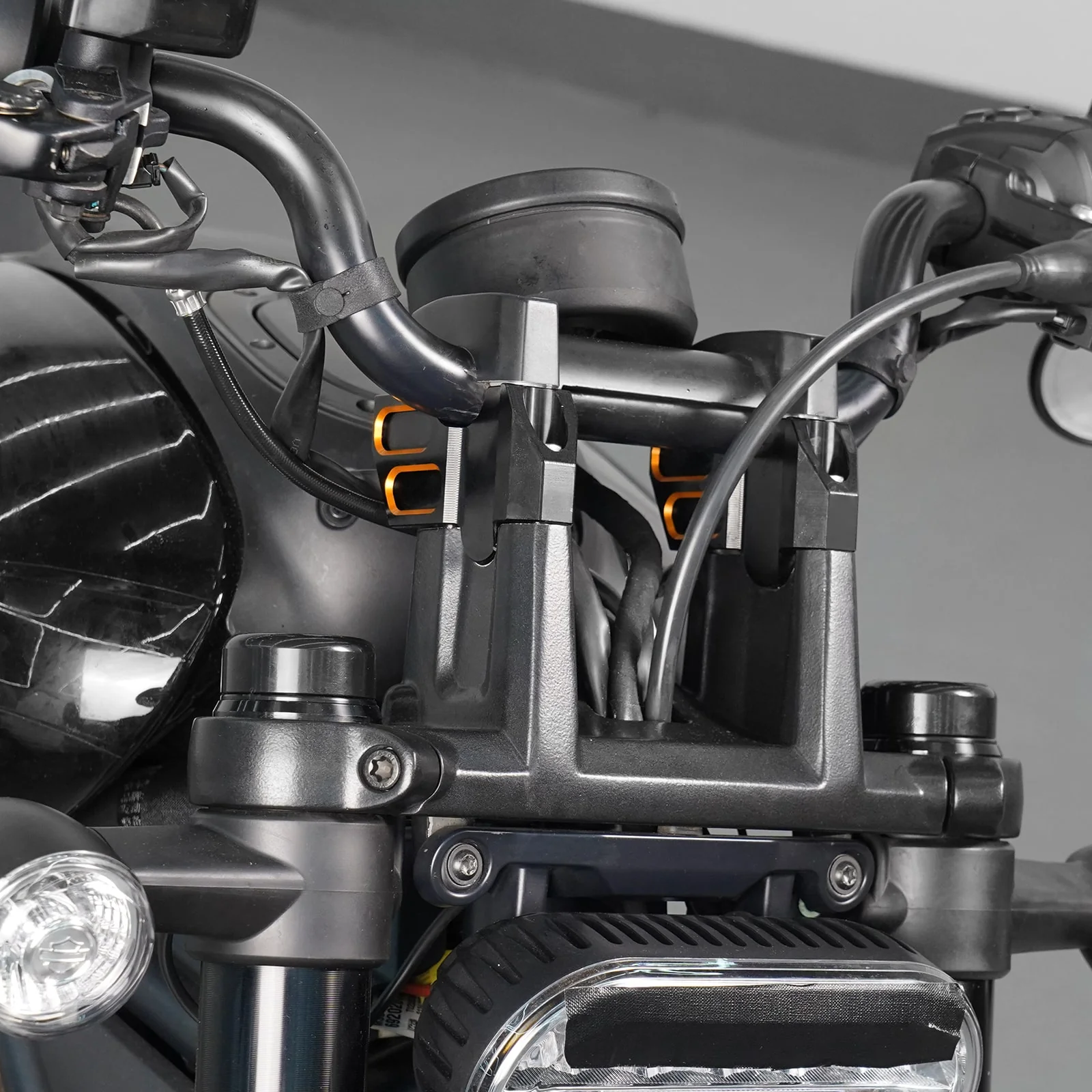 Handlebar Kickback Risers & Phone Holder Bracket Mount Kit For Harley Sportster S 1250 - Image 19