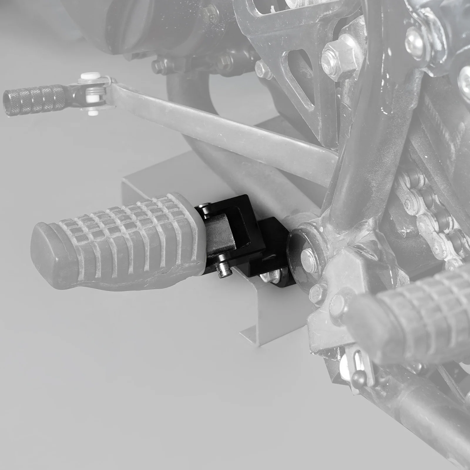 Enlargerd Wide Footpegs Pedals + Lowered Brackets For Kawasaki KLR650 1987-2018 - Image 5