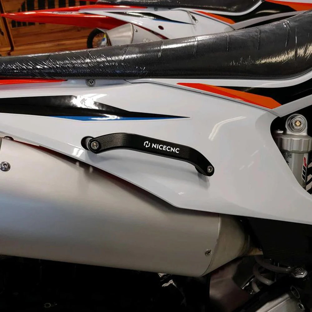 Rear Grab Lift Handle For KTM Husqvarna Models - Image 3