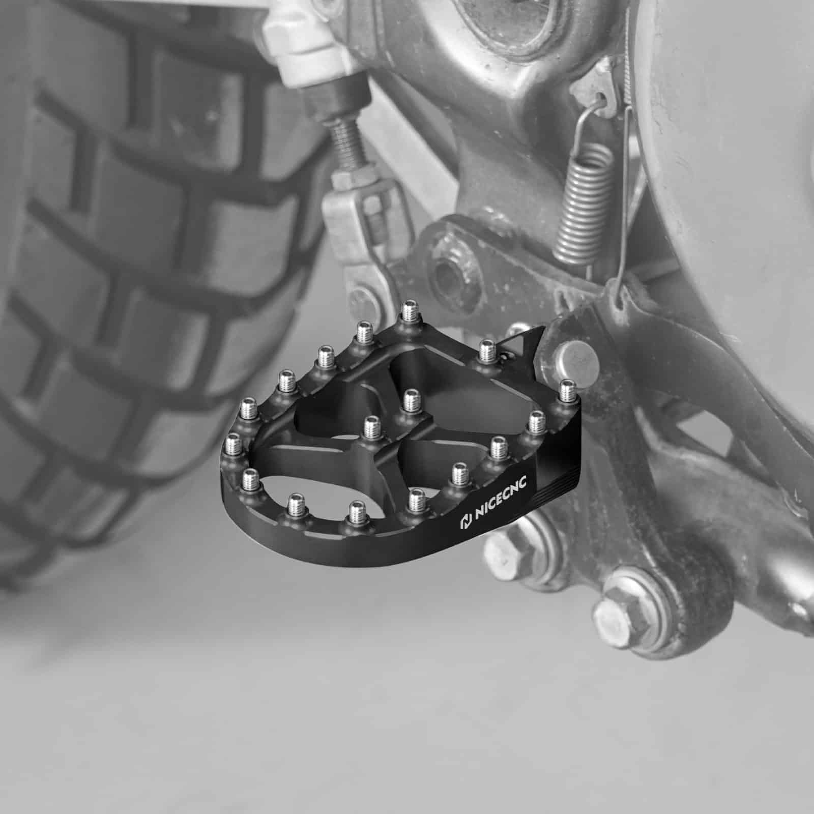 Enlarged Footpegs + Lowered Foot Peg Brackets For Suzuki DR650 S / SE 1996-2025 - Image 2