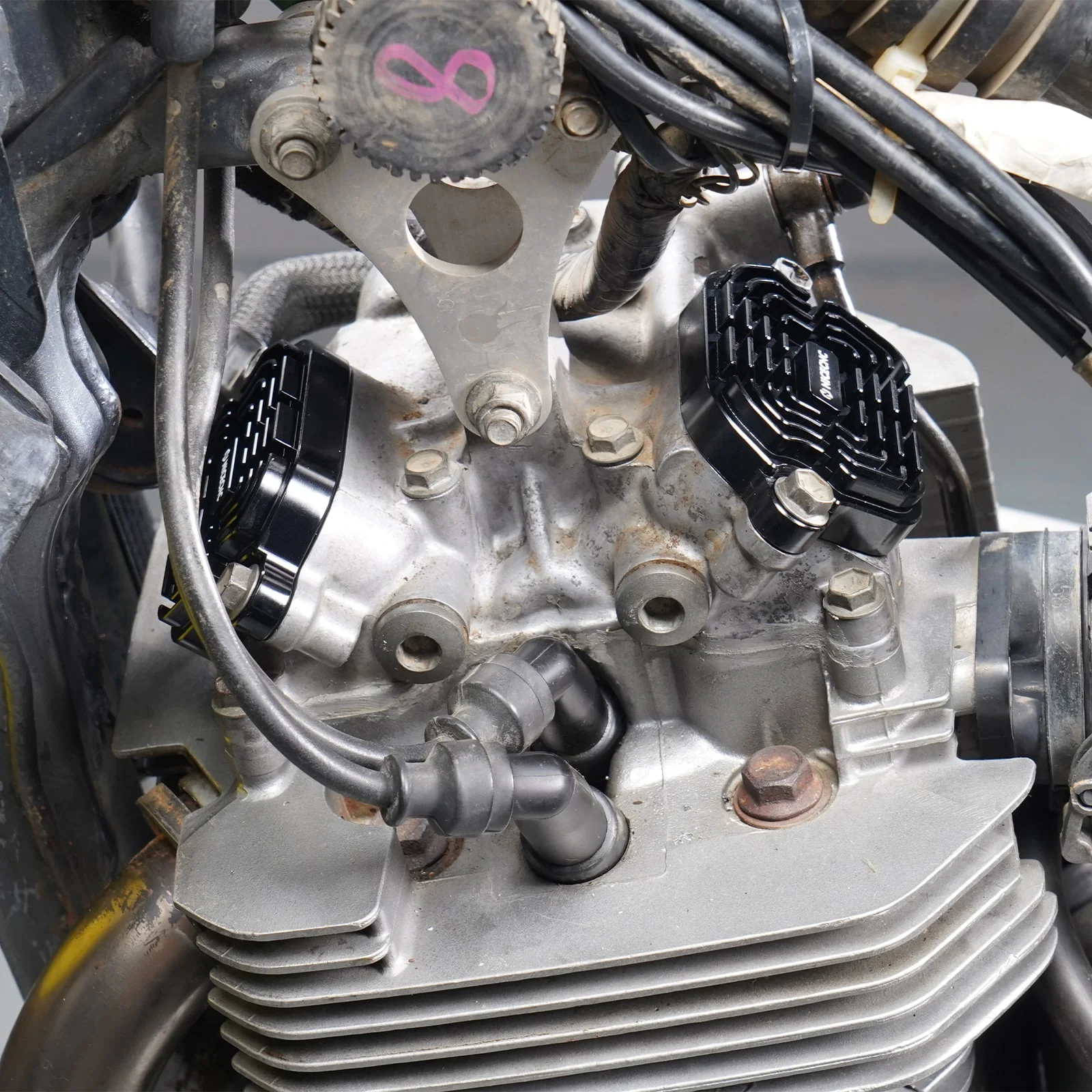 Finned Engine Valve Covers w/Rings Kit For Suzuki DR650 S / SE 1996-2024 - Image 3